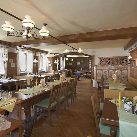 Altstadt-Hotel Zieglerbraeu Дахау Экстерьер фото