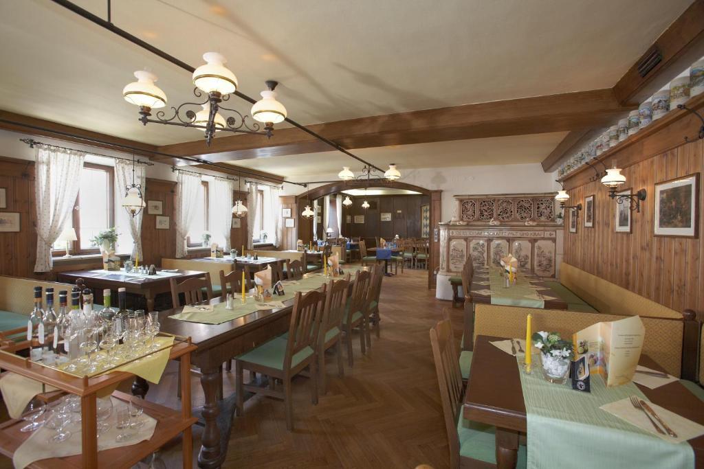 Altstadt-Hotel Zieglerbraeu Дахау Экстерьер фото