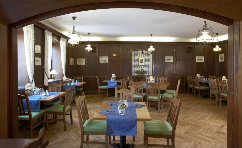 Altstadt-Hotel Zieglerbraeu Дахау Экстерьер фото