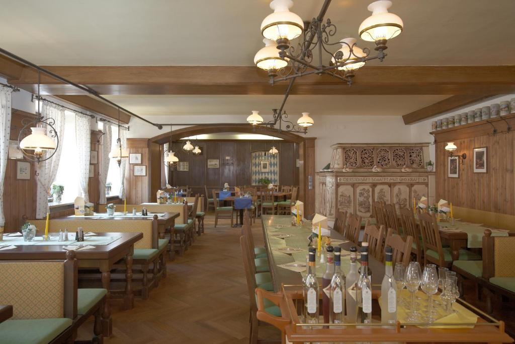 Altstadt-Hotel Zieglerbraeu Дахау Экстерьер фото
